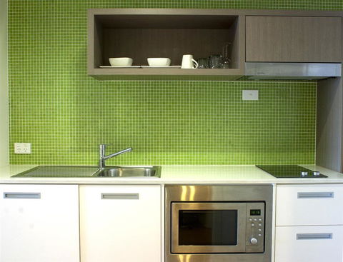 Abode Gungahlin - Accommodation Burleigh 2