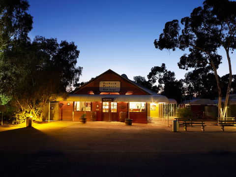 Outback Hotel & Lodge - Accommodation Burleigh 0