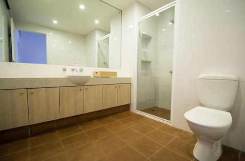 Emu Walk Apartments, Grand Mercure Apts - Accommodation Burleigh 1
