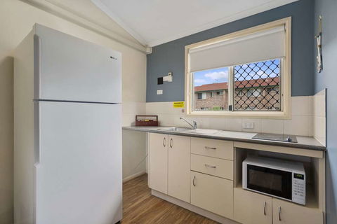Caboolture Central Motor Inn, SureStay Collection - Accommodation Burleigh 8
