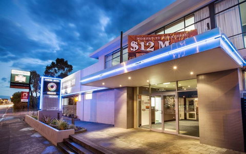 Nightcap at Carlyle Hotel - Accommodation Burleigh 0