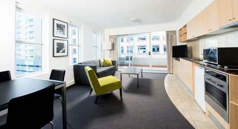 Mantra on Kent - Accommodation Burleigh 1