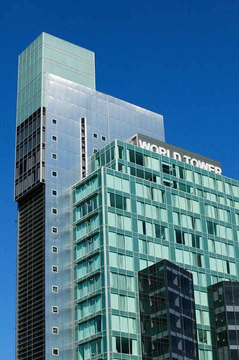 Meriton Suites World Tower - Accommodation Burleigh 0
