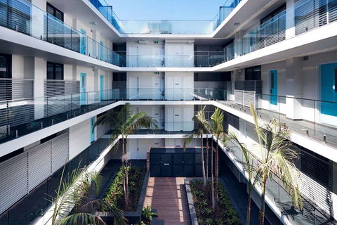 Veriu Camperdown - Accommodation Burleigh 1