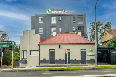 Holiday Inn Stes Parramatta Mar - Accommodation Burleigh 1