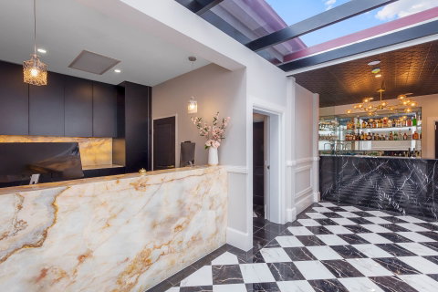 Holiday Inn Stes Parramatta Mar - Accommodation Burleigh 2