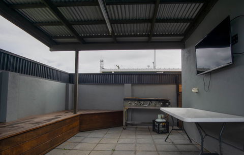 Acacia Motor Inn - Accommodation Burleigh 1