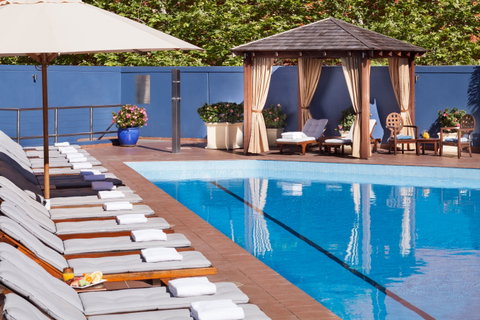 Four Seasons Hotel Sydney - Accommodation Burleigh 2
