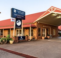Parkes International - Accommodation Burleigh