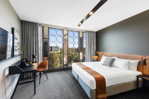 Vibe Hotel Canberra - Accommodation Burleigh 2