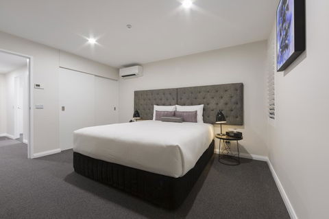 Avenue Hotel Canberra - Accommodation Burleigh 30