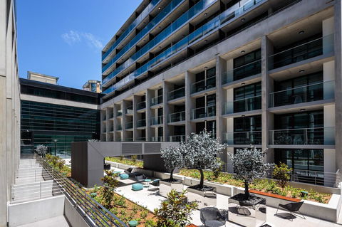 Avenue Hotel Canberra - Accommodation Burleigh 5