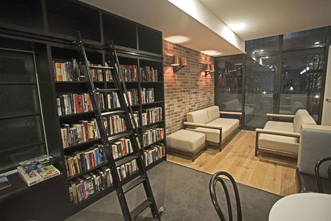 Greenwich Apartment - Accommodation Burleigh 13