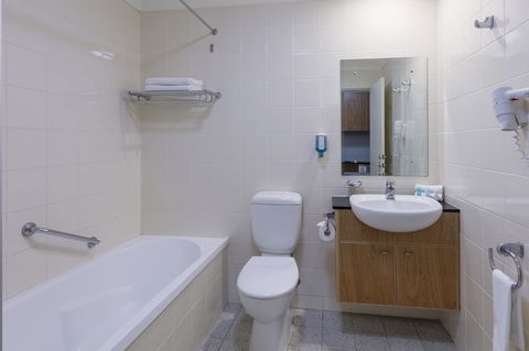 Nesuto Canberra - Accommodation Burleigh 24