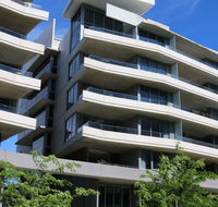 Accommodate Canberra - Realm Residences - Accommodation Burleigh