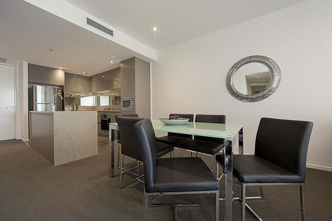 Manhattan 303 Canberra City ACT - Accommodation Burleigh 30