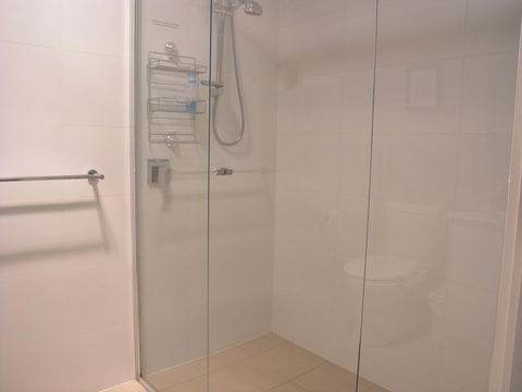 Kesh At Aamira - Accommodation Burleigh 10