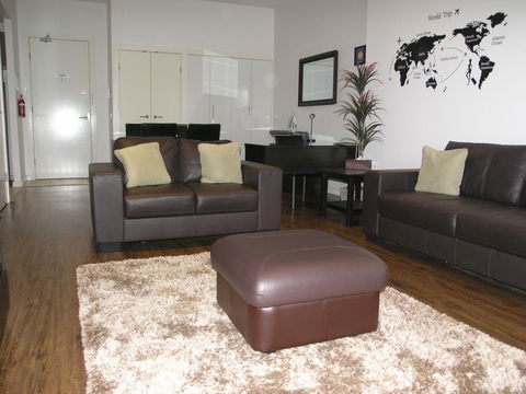 Kesh At Aamira - Accommodation Burleigh 0