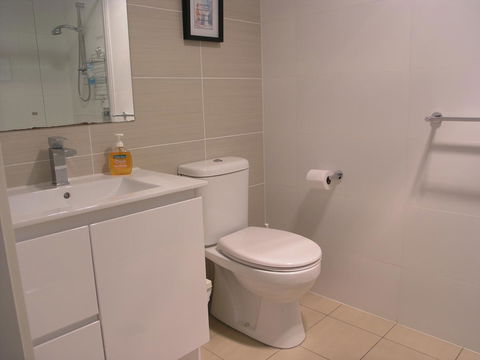 Kesh At Aamira - Accommodation Burleigh 9