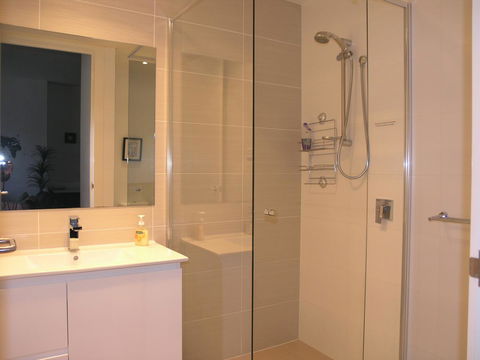 Kesh At Aamira - Accommodation Burleigh 11
