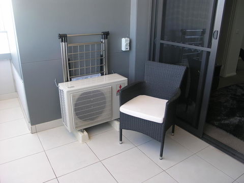 Kesh At Hudson Square - Accommodation Burleigh 27