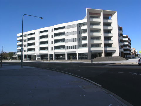 Kesh At Hudson Square - Accommodation Burleigh 15