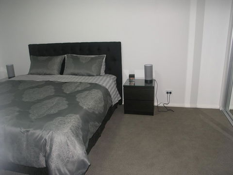 Kesh At Hudson Square - Accommodation Burleigh 18