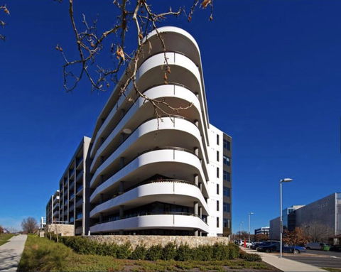 Modern Executive Apt@Barton*1BR*WiFi*Gym*Secure Parking*Canberra - Accommodation Burleigh 22