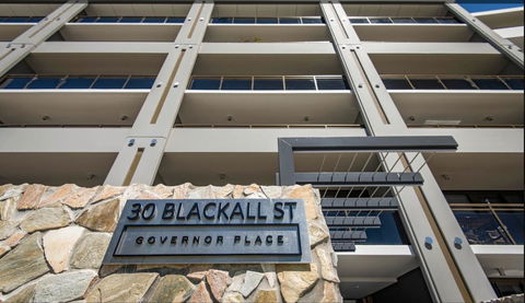 Modern Executive Apt@Barton*1BR*WiFi*Gym*Secure Parking*Canberra - Accommodation Burleigh 21