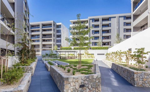 Modern Executive Apt@Barton*1BR*WiFi*Gym*Secure Parking*Canberra - Accommodation Burleigh 18
