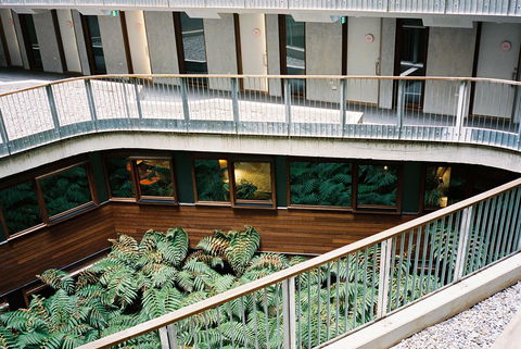 Ovolo Nishi - Accommodation Burleigh 37