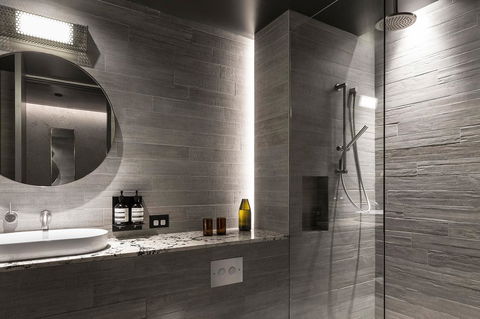 Ovolo Nishi - Accommodation Burleigh 32