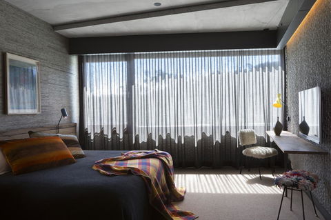 Ovolo Nishi - Accommodation Burleigh 38