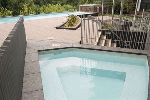 KUI - Manhattan Apartments - Accommodation Burleigh 3