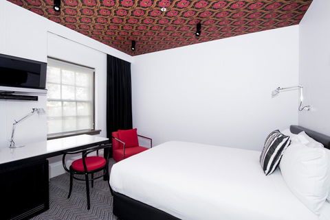 Peppers Gallery Hotel - Accommodation Burleigh 23