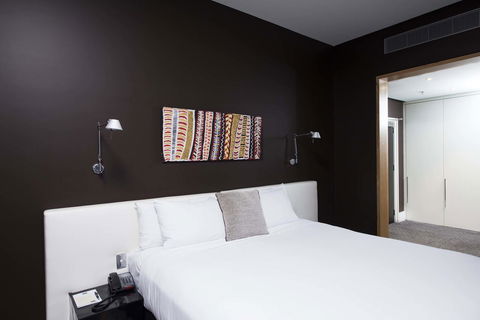 Peppers Gallery Hotel - Accommodation Burleigh 11