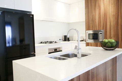 Kui Manhattan 2 - Accommodation Burleigh 9