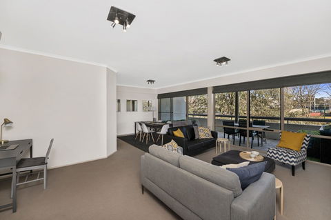 Accommodate Canberra - The Summit - Accommodation Burleigh 0