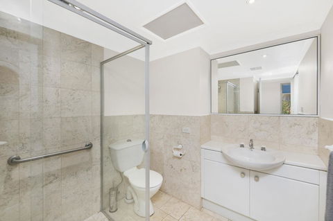 Accommodate Canberra - The Summit - Accommodation Burleigh 9