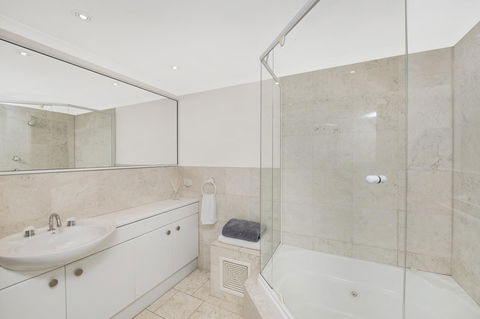 Accommodate Canberra - The Summit - Accommodation Burleigh 12