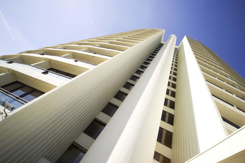 BreakFree Capital Tower Apartments - Accommodation Burleigh 5