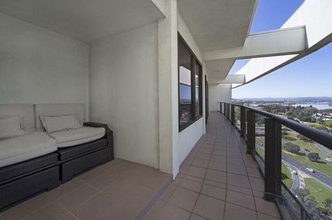 BreakFree Capital Tower Apartments - Accommodation Burleigh 35
