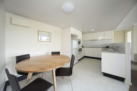 BreakFree Capital Tower Apartments - Accommodation Burleigh 27
