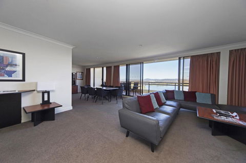 BreakFree Capital Tower Apartments - Accommodation Burleigh 30