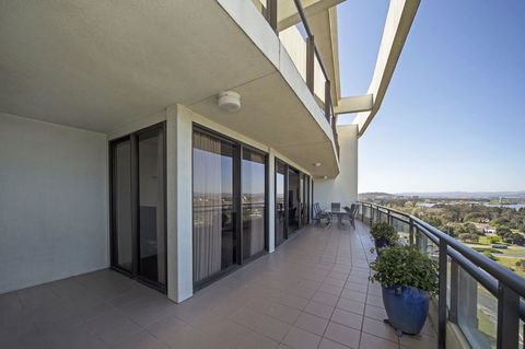 BreakFree Capital Tower Apartments - Accommodation Burleigh 33