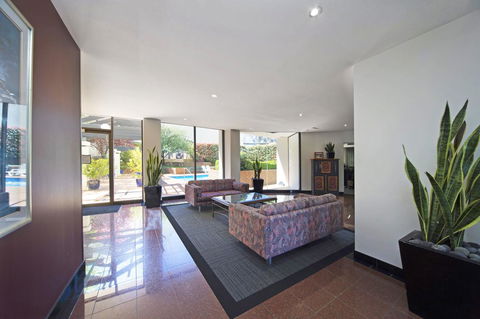 BreakFree Capital Tower Apartments - Accommodation Burleigh 22