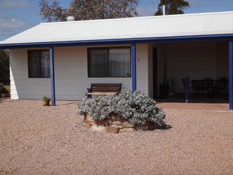 Windana Cottages - Accommodation Burleigh 16