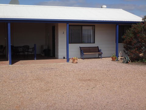 Windana Cottages - Accommodation Burleigh 17