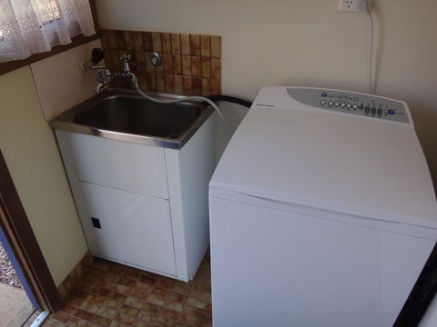 Windana Cottages - Accommodation Burleigh 11