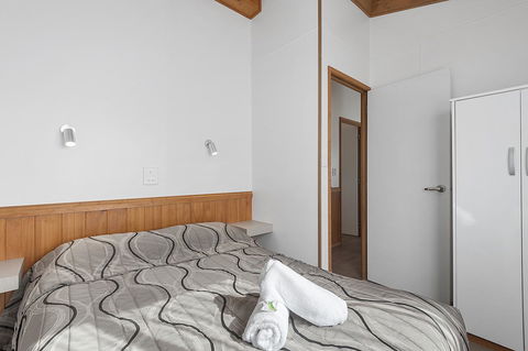Port Broughton Tourist Park - Accommodation Burleigh 14